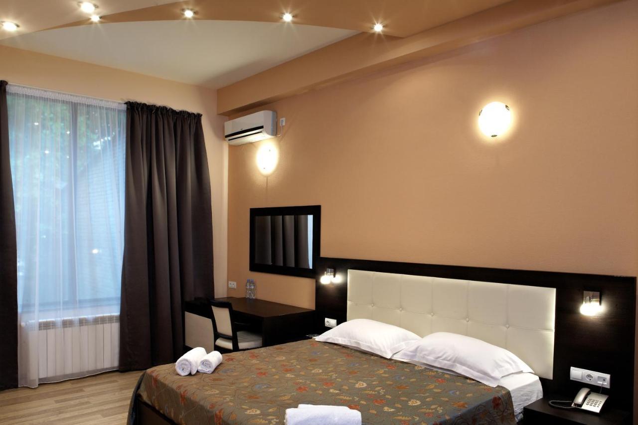 Coral Boutique Hotel Tbilisi Exterior foto