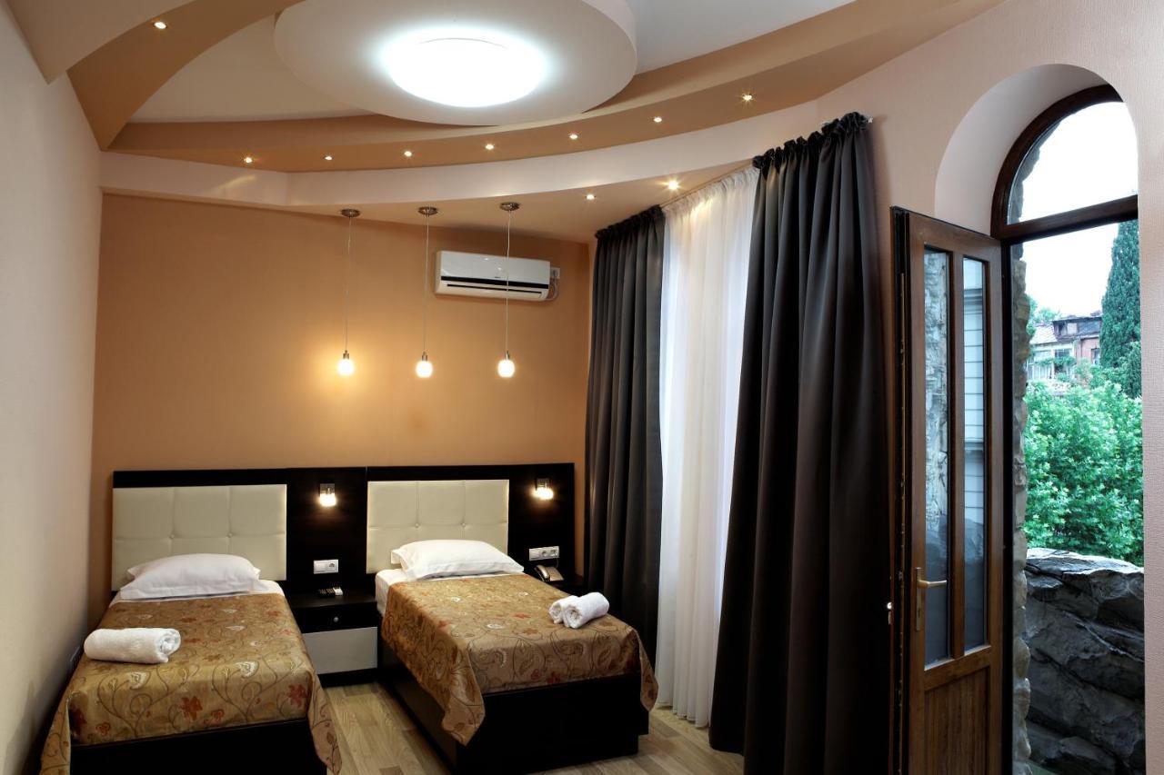 Coral Boutique Hotel Tbilisi Exterior foto