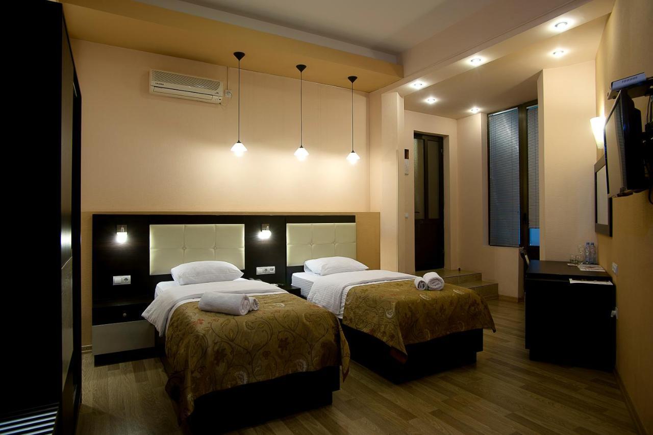 Coral Boutique Hotel Tbilisi Exterior foto