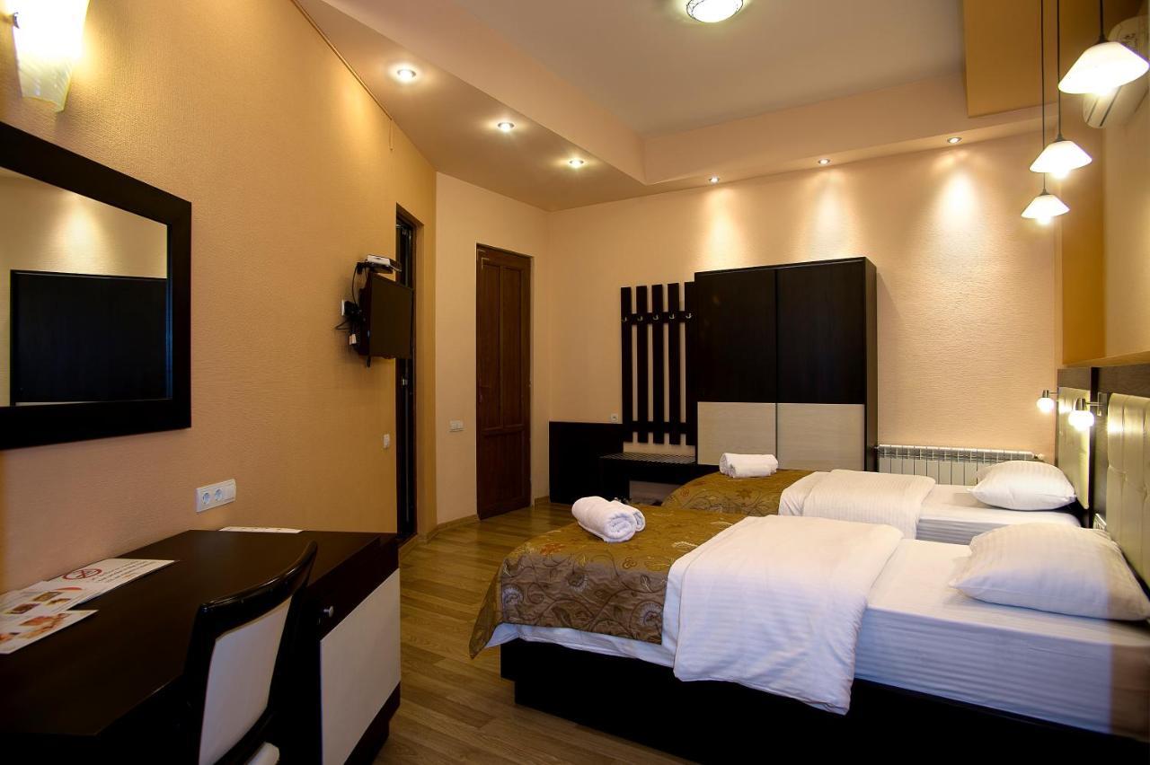 Coral Boutique Hotel Tbilisi Exterior foto