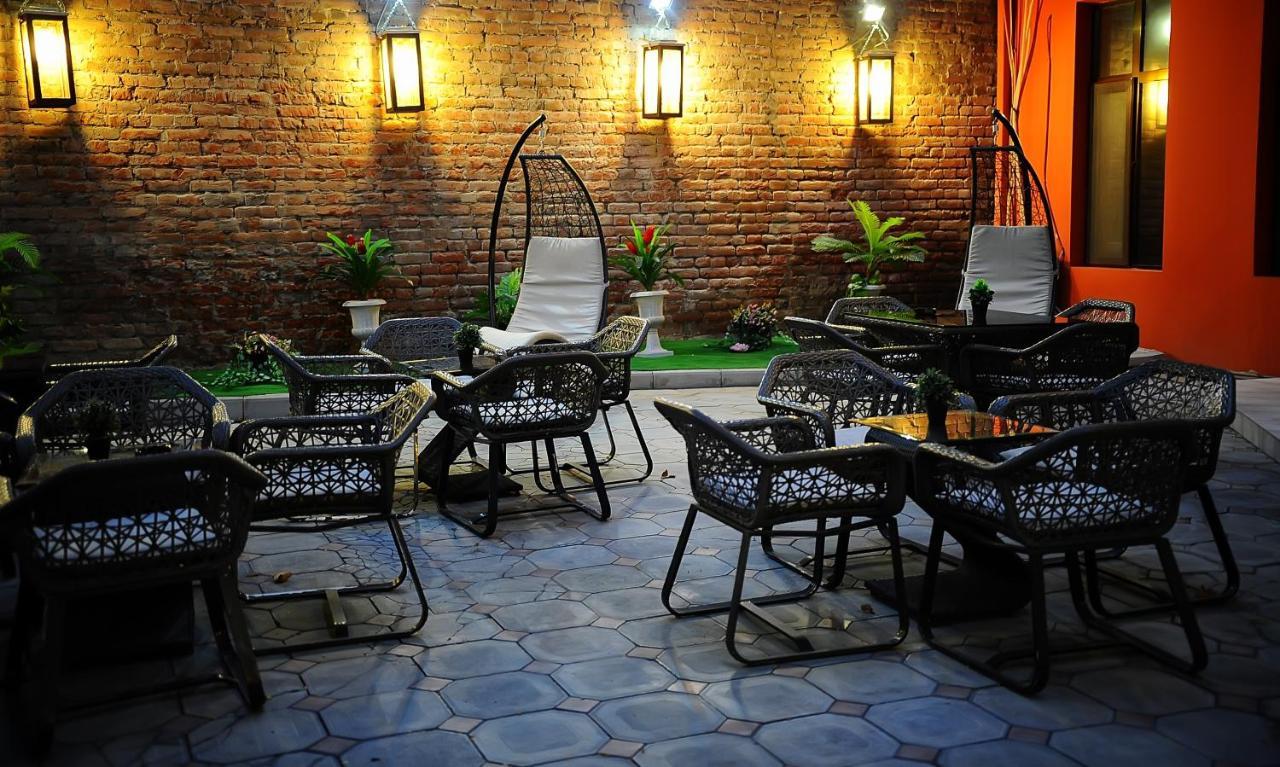 Coral Boutique Hotel Tbilisi Exterior foto
